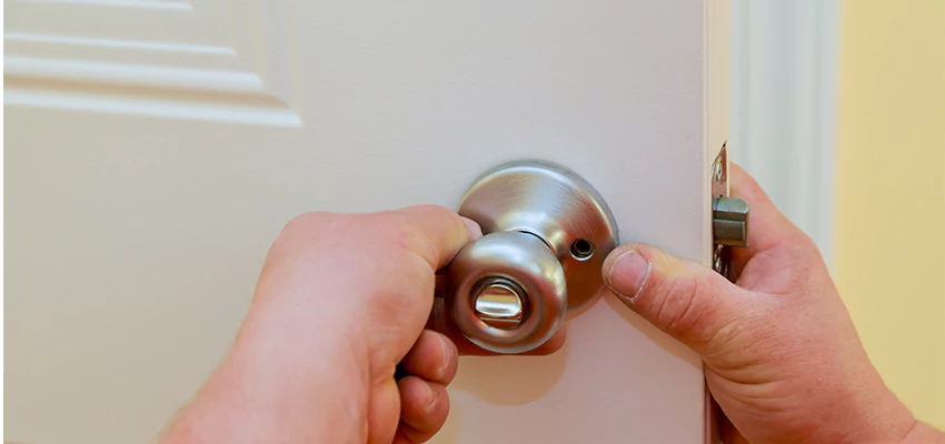 After-hours Locksmith For Lock And Key Installation in Laguna Hills, CA